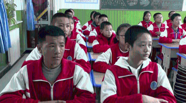 解救漂亮小姑娘