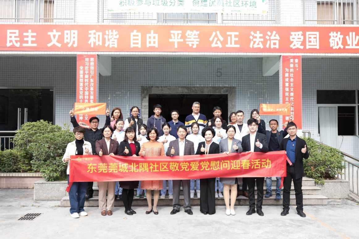 ETF资金流向:越跌越买!昨日沪指收跌2.68%创调整新低,华泰柏瑞沪深300ETF却获净申购109.85亿元(附图)