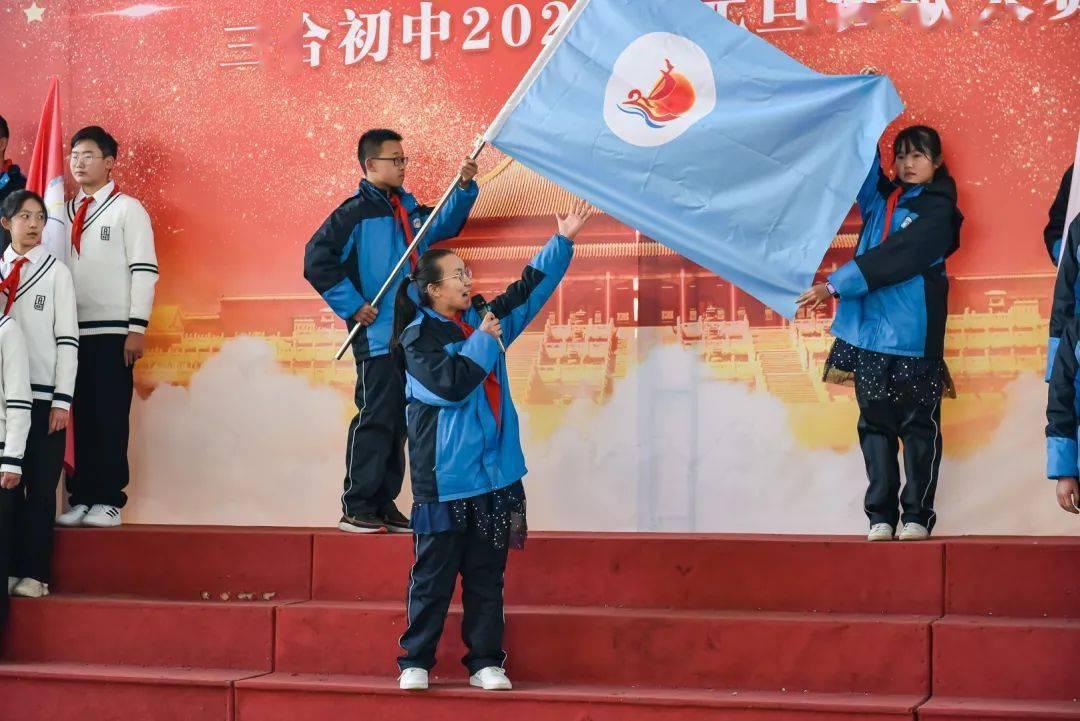 厨房油污应如何清洁处理？游戏画面