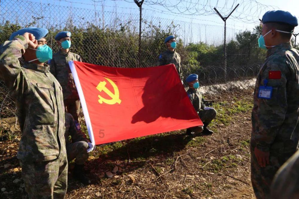 粉红女郎当年教会了我们什么？游戏画面