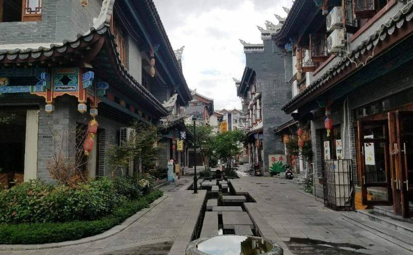 安庆市宜城烟草专卖局:“三化”运作护航春节市场