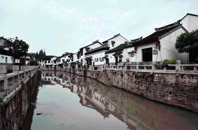 苹果12为什么每天早上显示重启来的？游戏画面